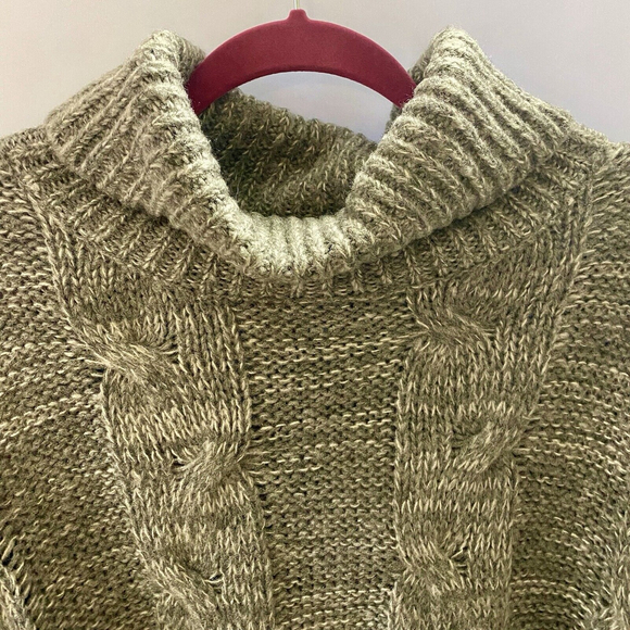 JOA Oversized Crop Chunky Turtleneck Sweater Grey Womens Size Medium - Picture 7 of 13